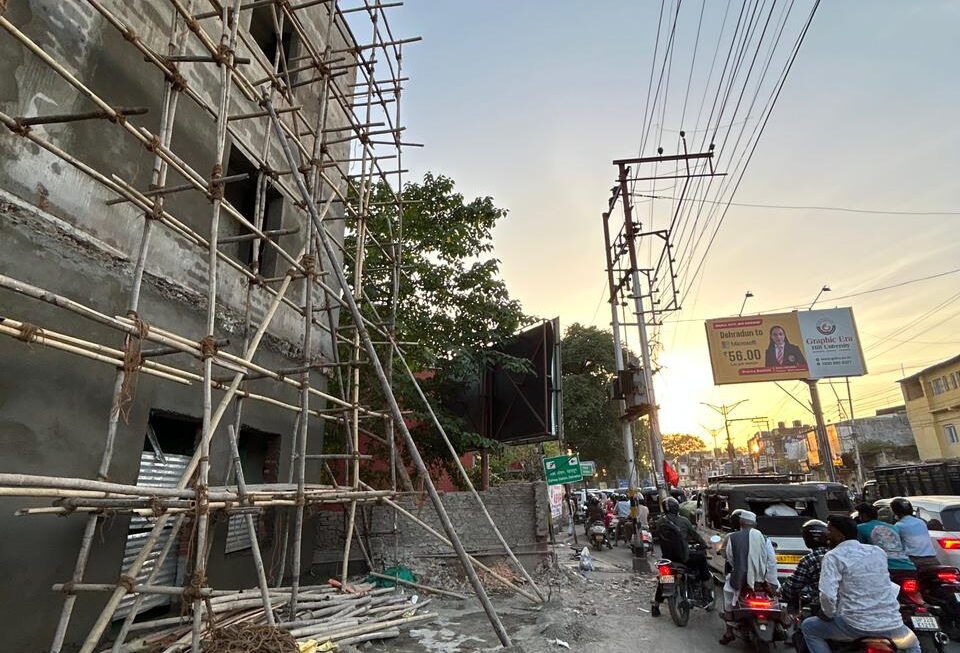 आढ़त बाजार, तहसील चौक सड़क चौड़ीकरण परियोजना ने पकड़ी रफ्तार